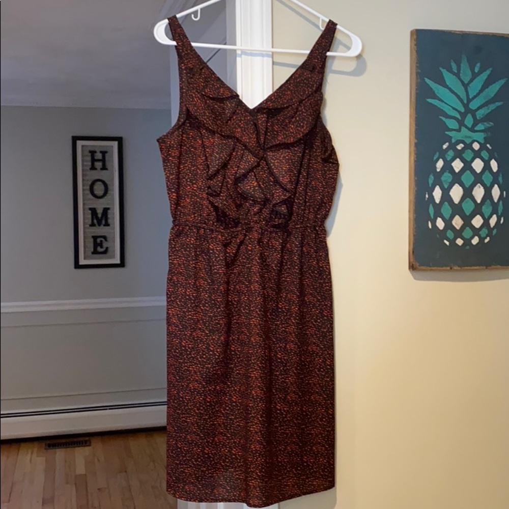 Sleeveless ruffled dress